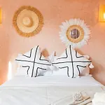 Riad Prive Dar L\'Etoile - Jacuzzi Piscine & Petit Dej Inclus