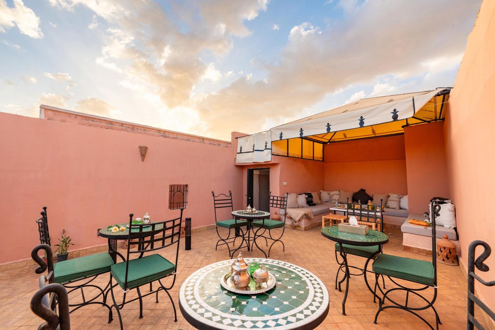 Prive Dar L'etoile - Jacuzzi Piscine & Petit Dej Inclus Holiday home Marrakesh