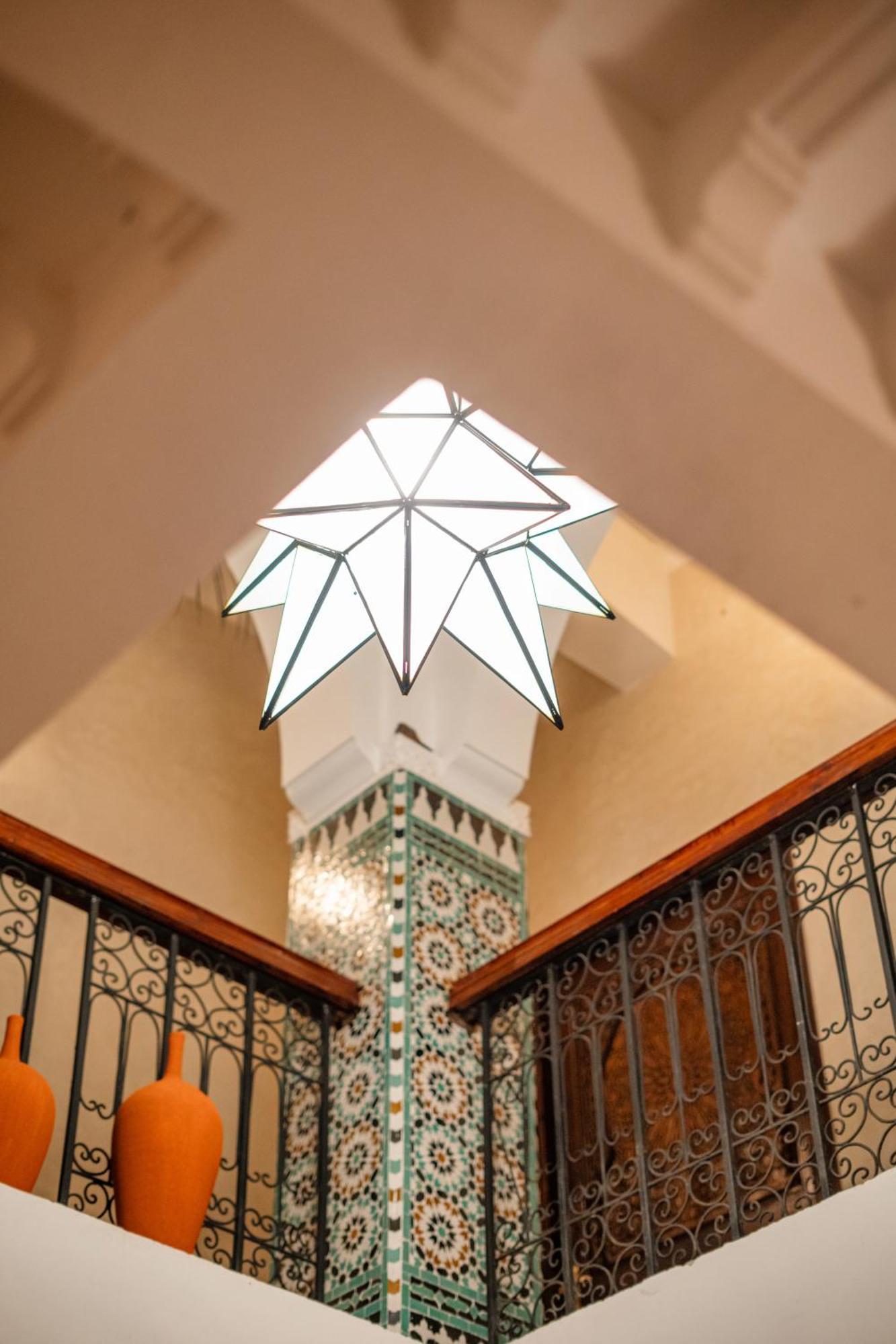 Vakantiehuis Prive Dar L'etoile - Jacuzzi Piscine & Petit Dej Inclus Marrakesh