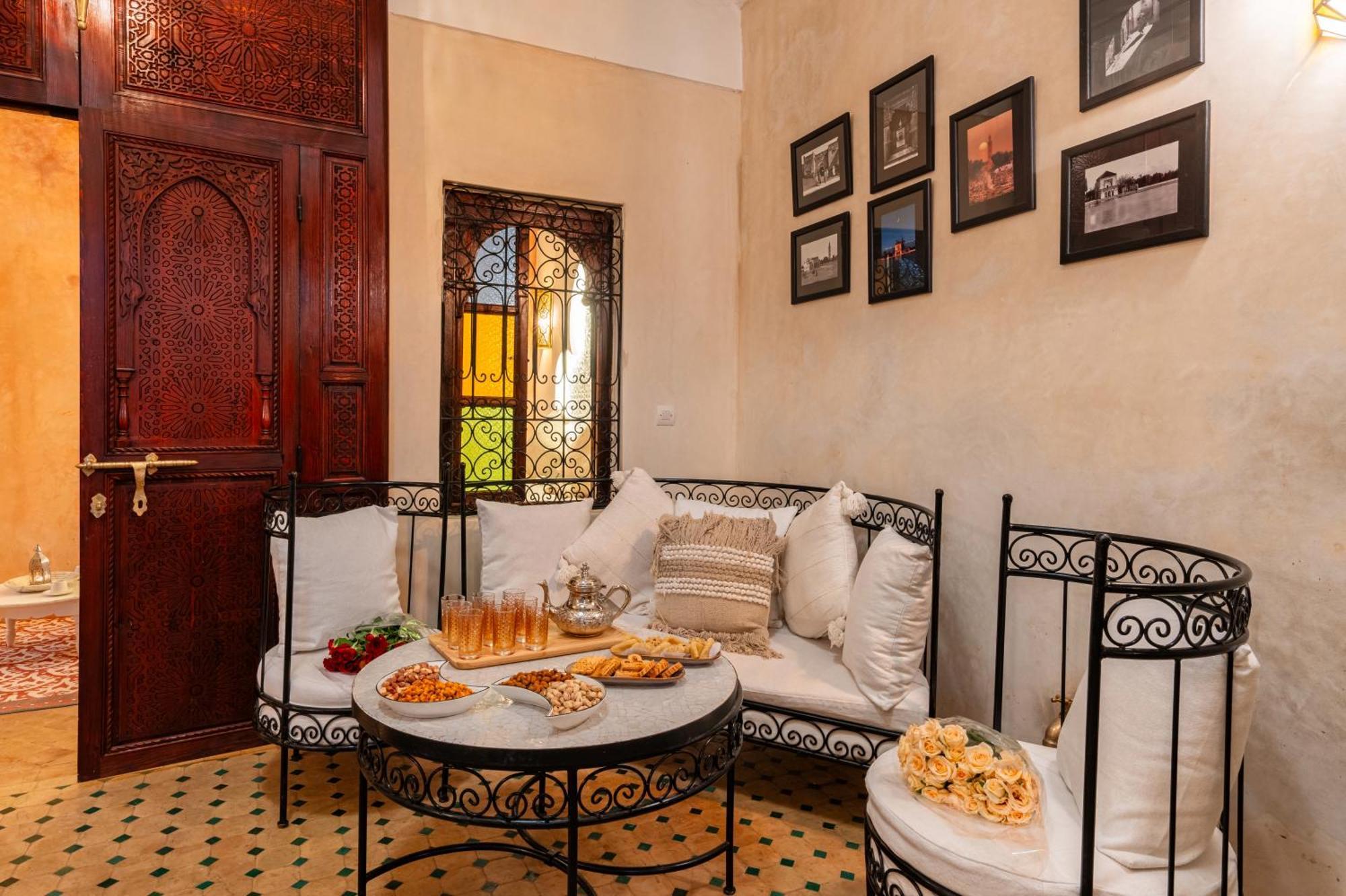 Prive Dar L'etoile - Jacuzzi Piscine & Petit Dej Inclus Vakantiehuis