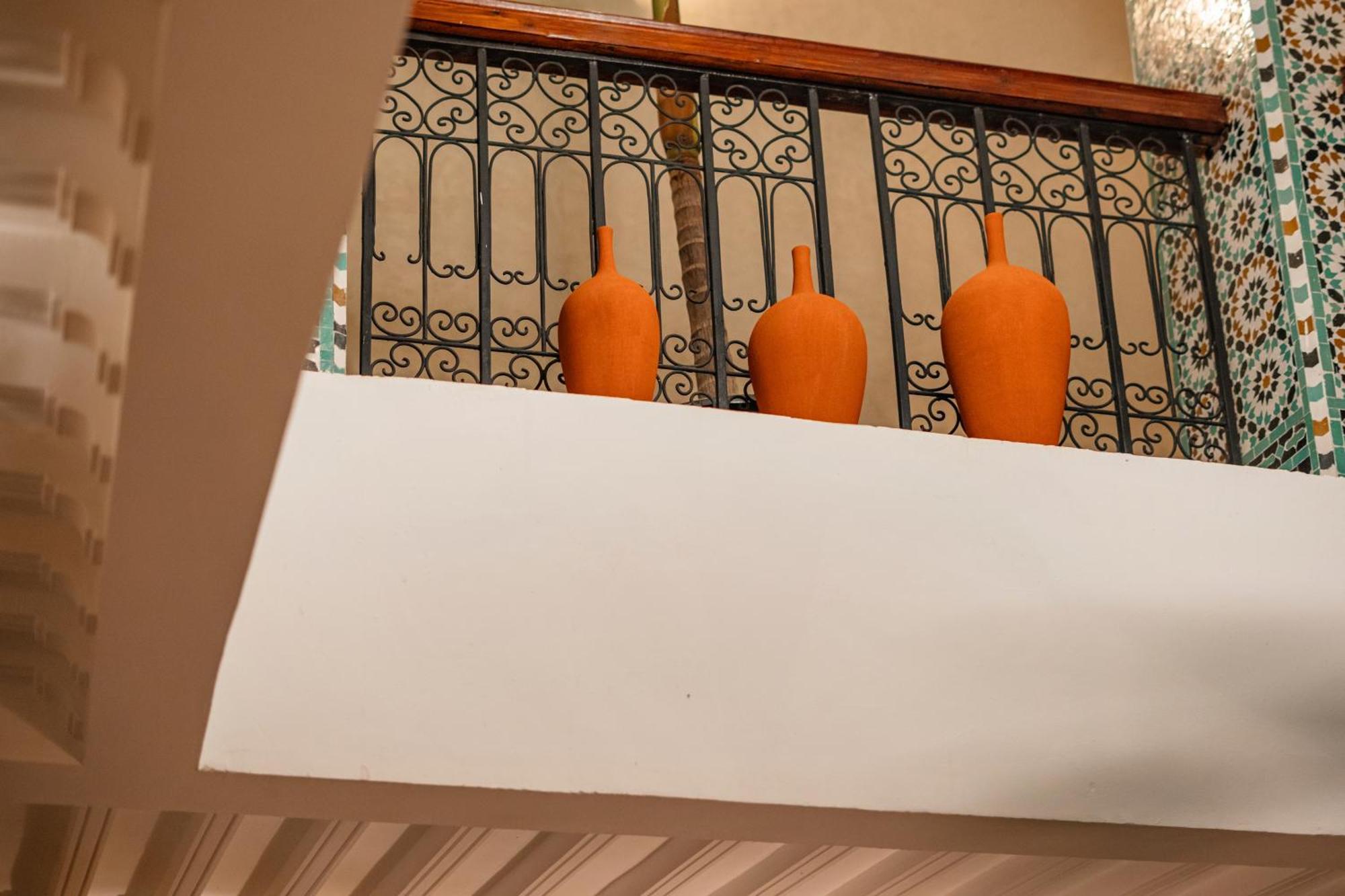 Vakantiehuis Prive Dar L'etoile - Jacuzzi Piscine & Petit Dej Inclus
