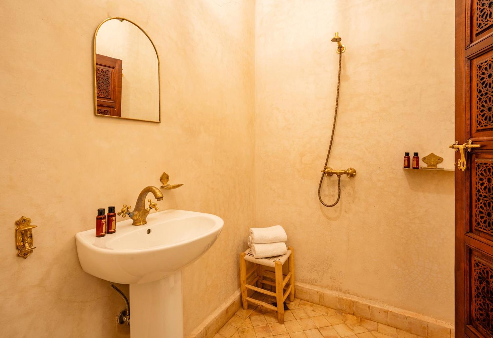Prive Dar L'etoile - Jacuzzi Piscine & Petit Dej Inclus Vakantiehuis *