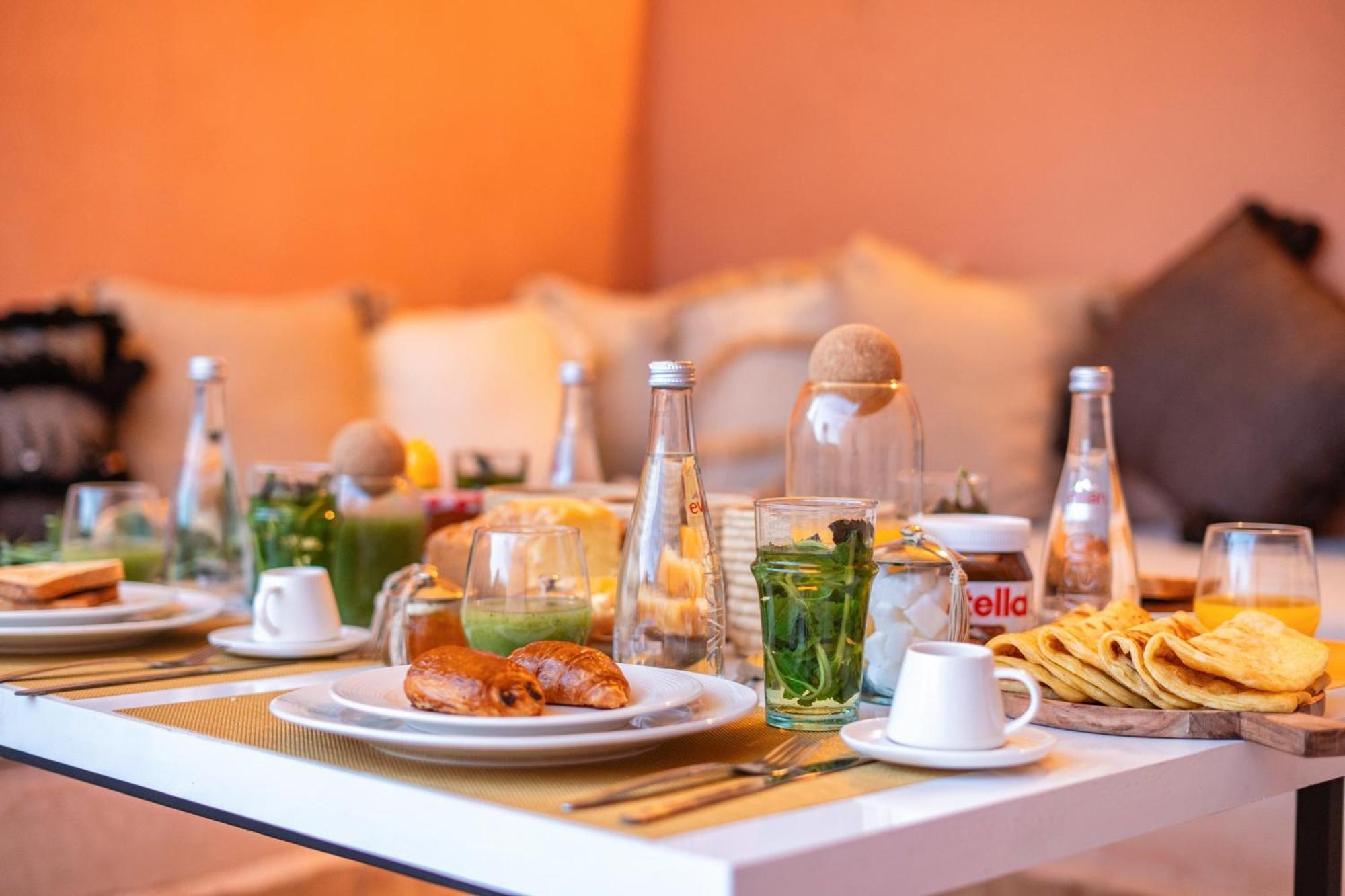 Vakantiehuis Prive Dar L'etoile - Jacuzzi Piscine & Petit Dej Inclus Marrakesh