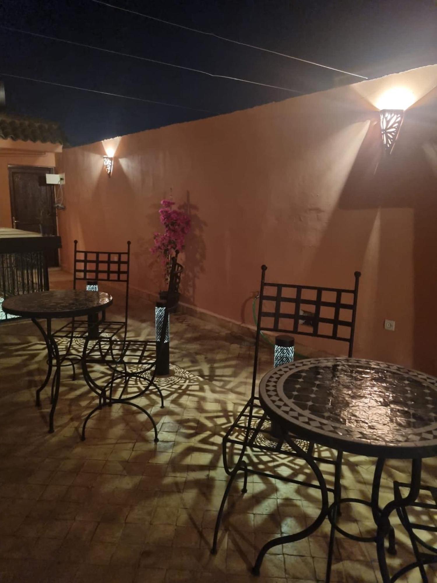 Prive Dar L'etoile - Jacuzzi Piscine & Petit Dej Inclus Vakantiehuis *